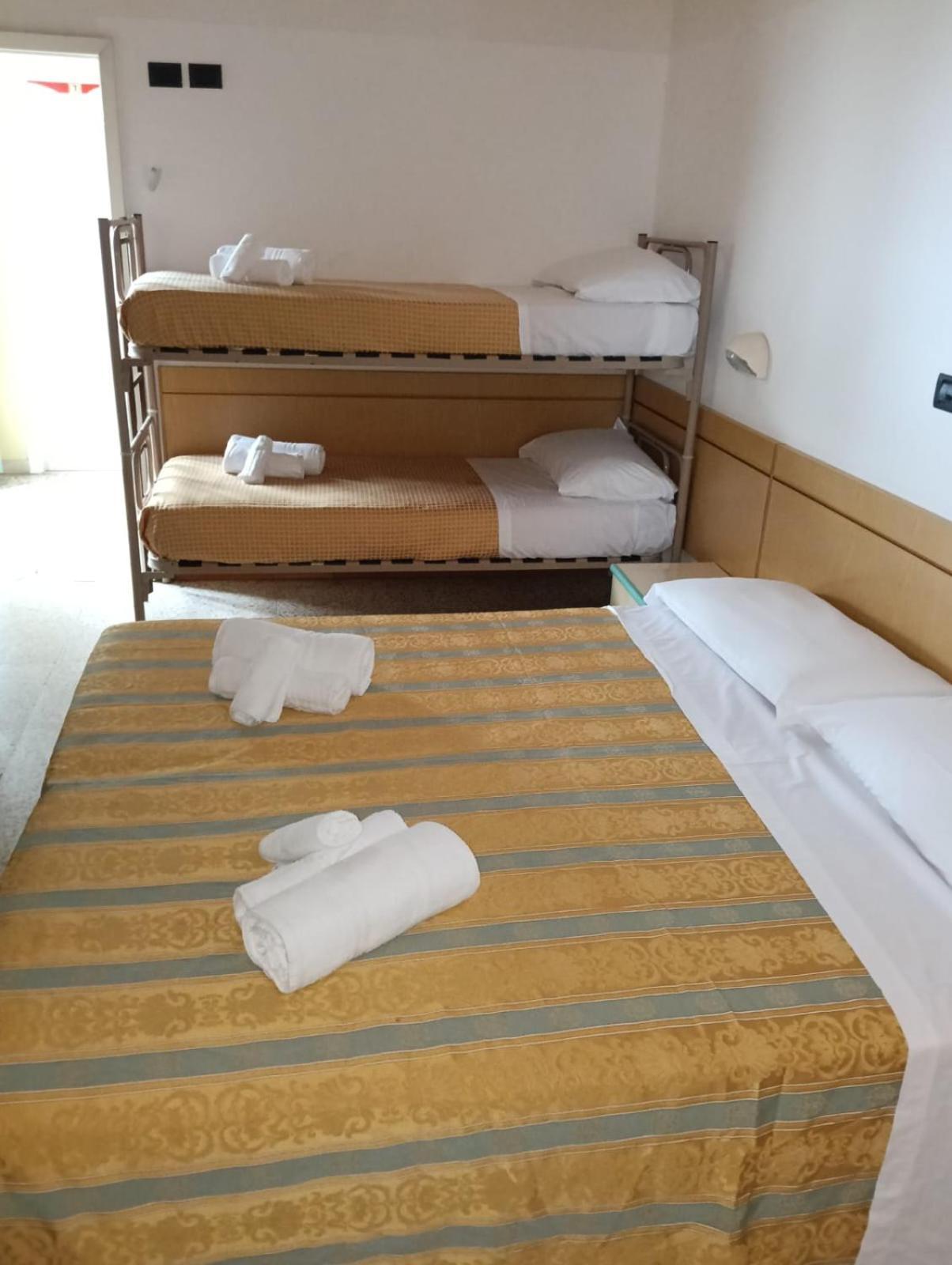 Hotel Sidney Bellaria-Igea Marina Eksteriør billede