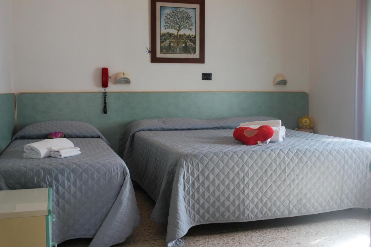 Hotel Sidney Bellaria-Igea Marina Eksteriør billede