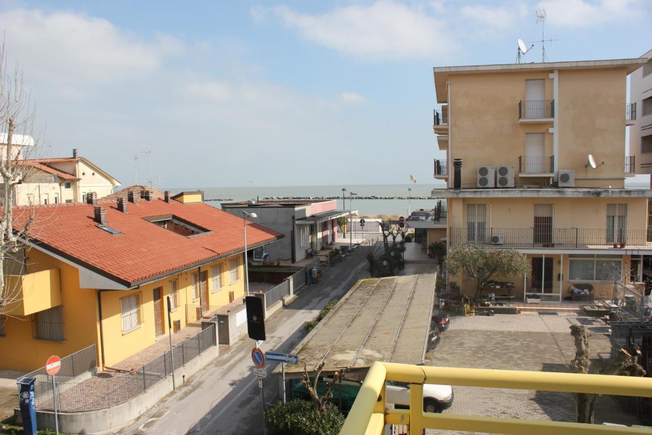 Hotel Sidney Bellaria-Igea Marina Eksteriør billede