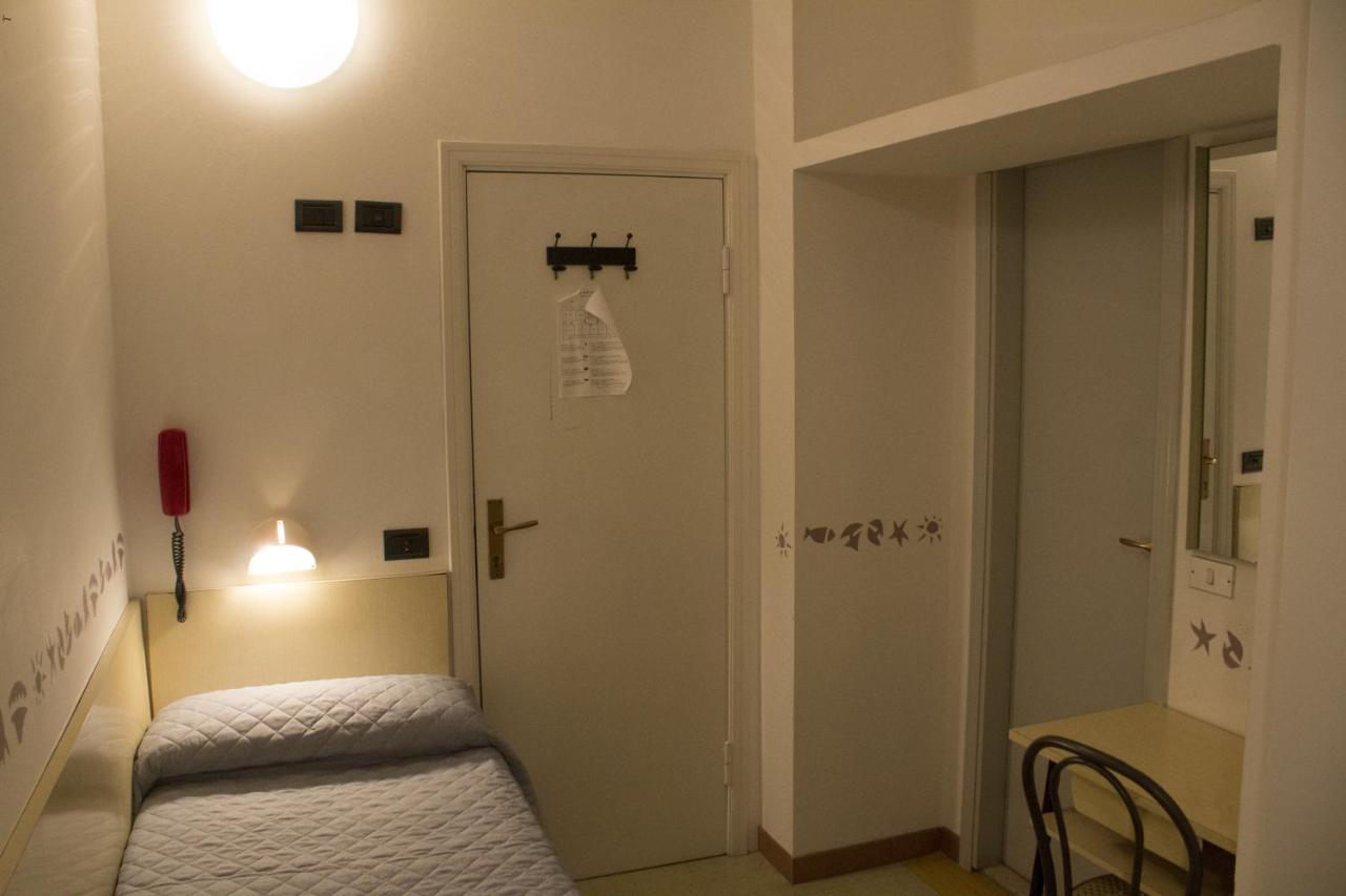 Hotel Sidney Bellaria-Igea Marina Eksteriør billede